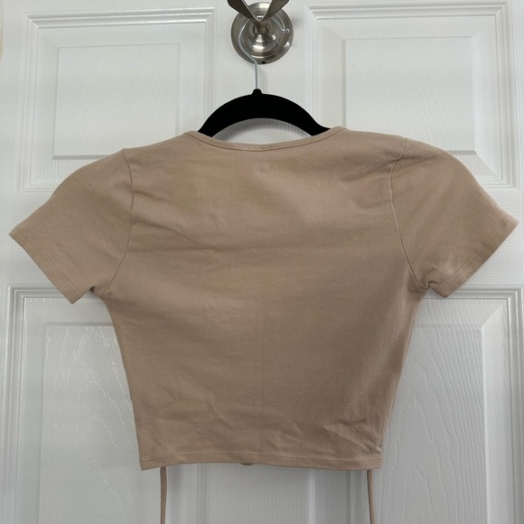 Garage Crop Top - Picture 4 of 5